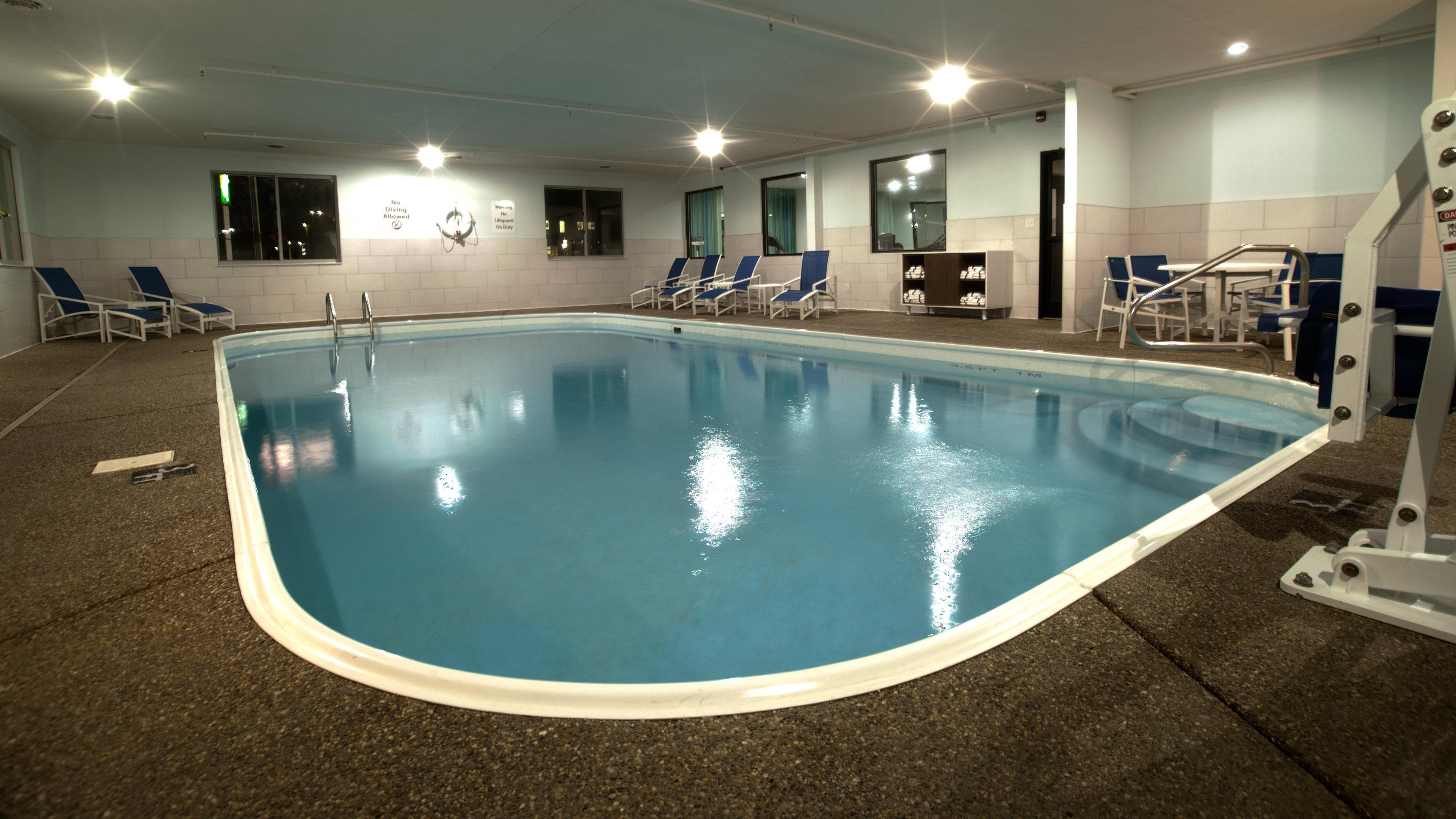 Holiday Inn Express & Suites Evansville North By Ihg Warrenton Exteriér fotografie