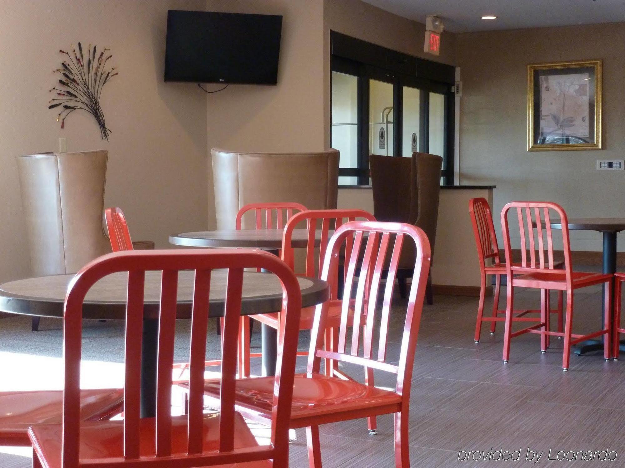Holiday Inn Express & Suites Evansville North By Ihg Warrenton Restaurace fotografie